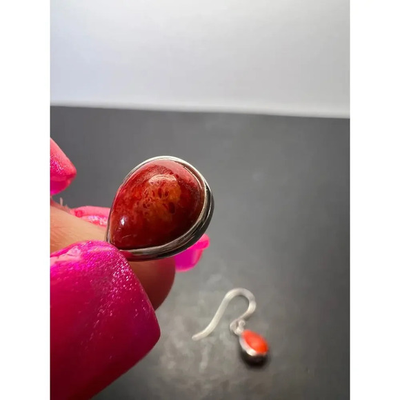 Red sponge coral sterling silver teardrop earrings - Picture 10 of 11